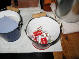 マッチと着火剤