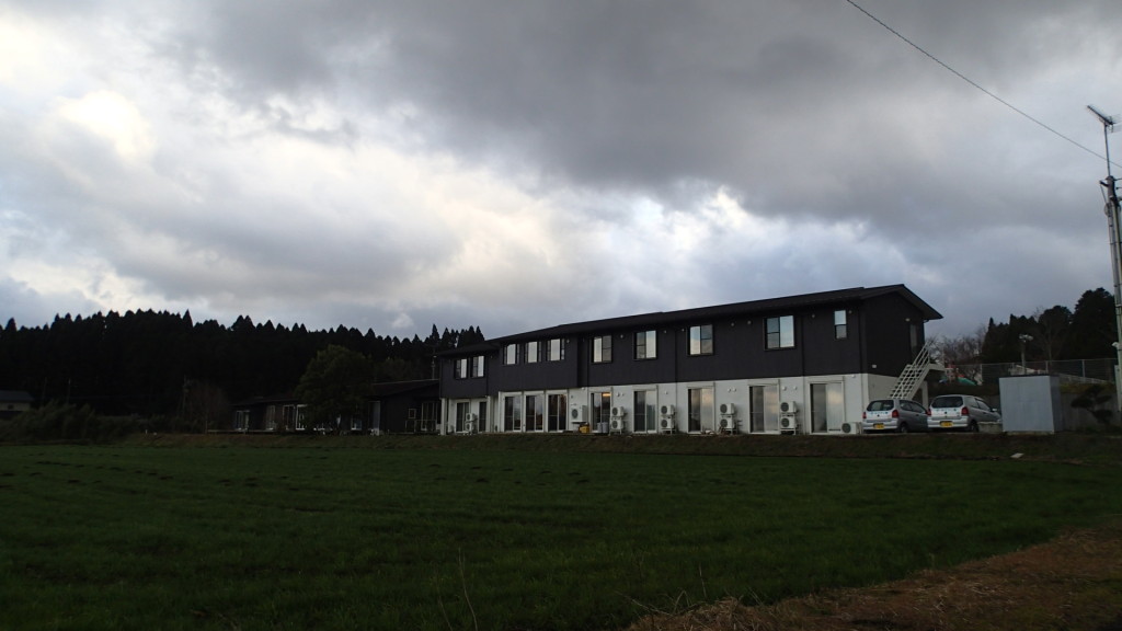 だんだん大きくなってゆく老人ホーム